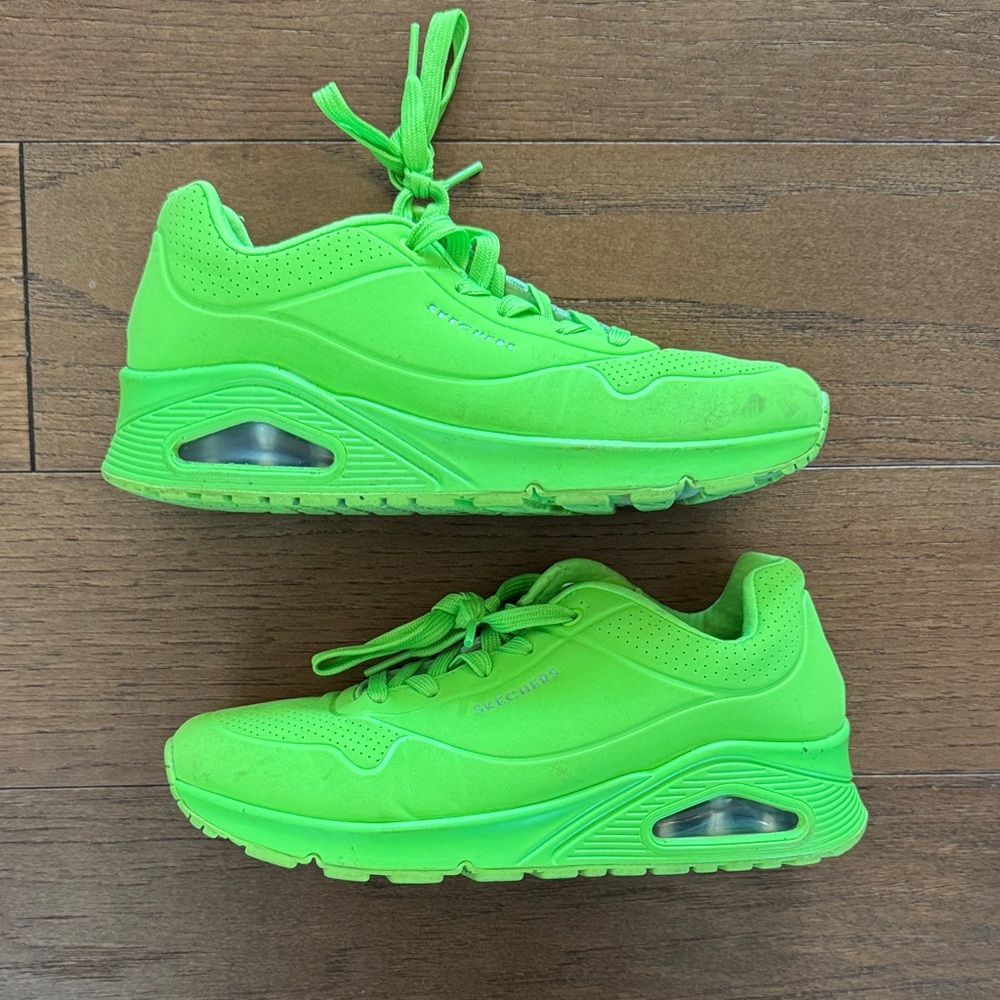 Skechers UNO night shades Neon Lime Green Women's Sneakers